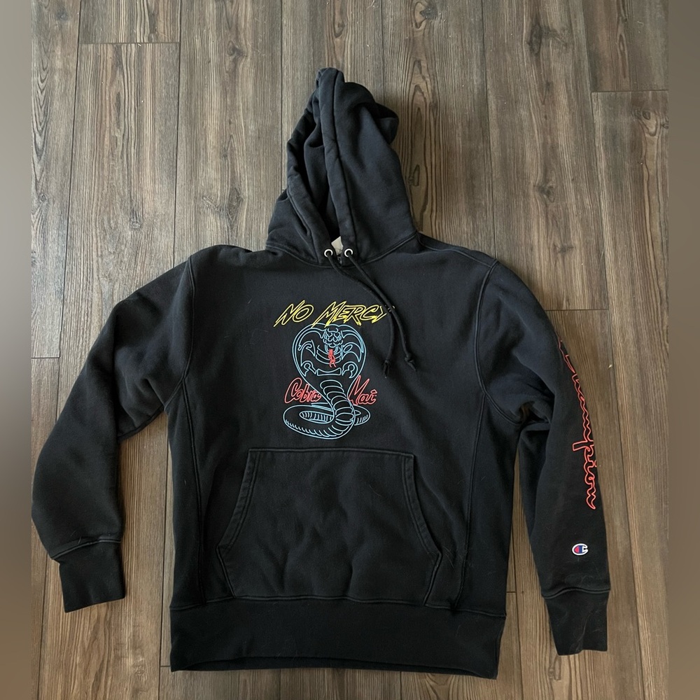 Cobra Kai hoodie. Champion reverse weave. Mens large Black.